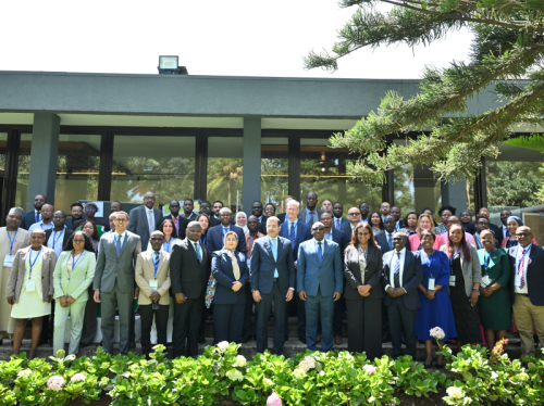 Des experts africains cherchent à innover en matière de réforme de la dette, de finance durable et de résilience budgétaire
