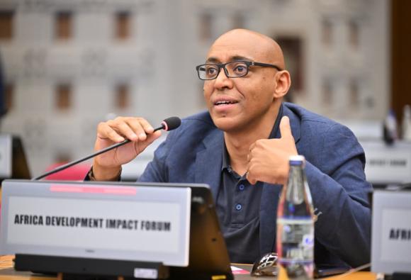 Impact Talk: Creative industries – fashion in Africa