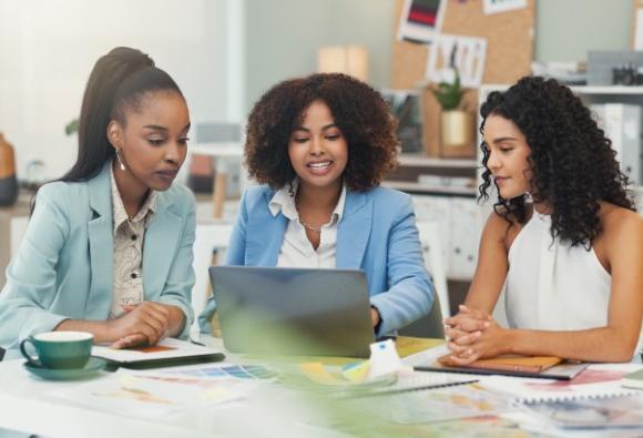 La CEA lance une initiative régionale pour accélérer l’entrepreneuriat numérique féminin dans quatre pays africains
