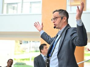 Official handover of the Africa Hall model to ECA by Australia Embassy