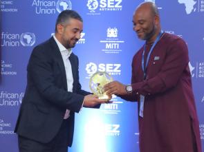 ECA awarded for its contribution to promoting new-generation Special Economic Zones in Africa