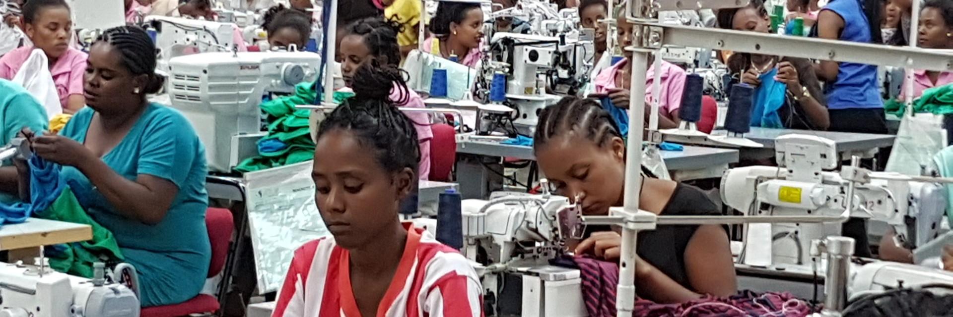 La CEA et l’UNFPA unissent leurs efforts pour faire du dividende démographique un levier de développement durable